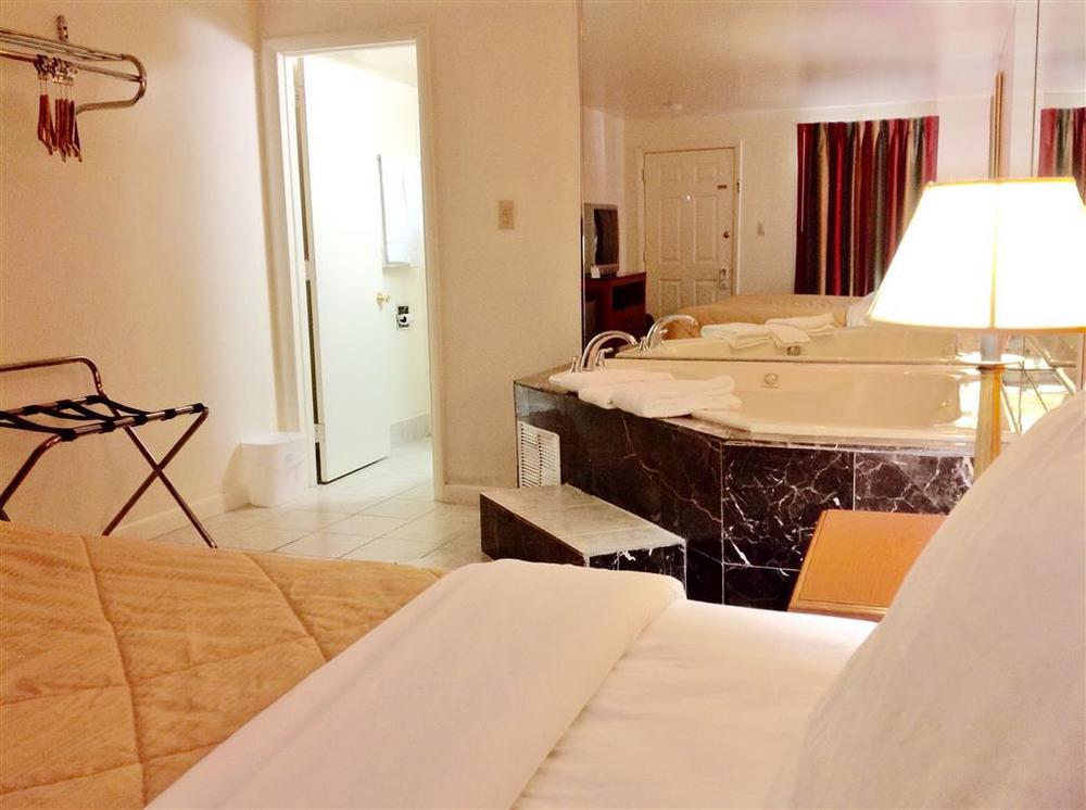 America'S Best Value Inn Lancaster Rohrerstown Pokoj fotografie